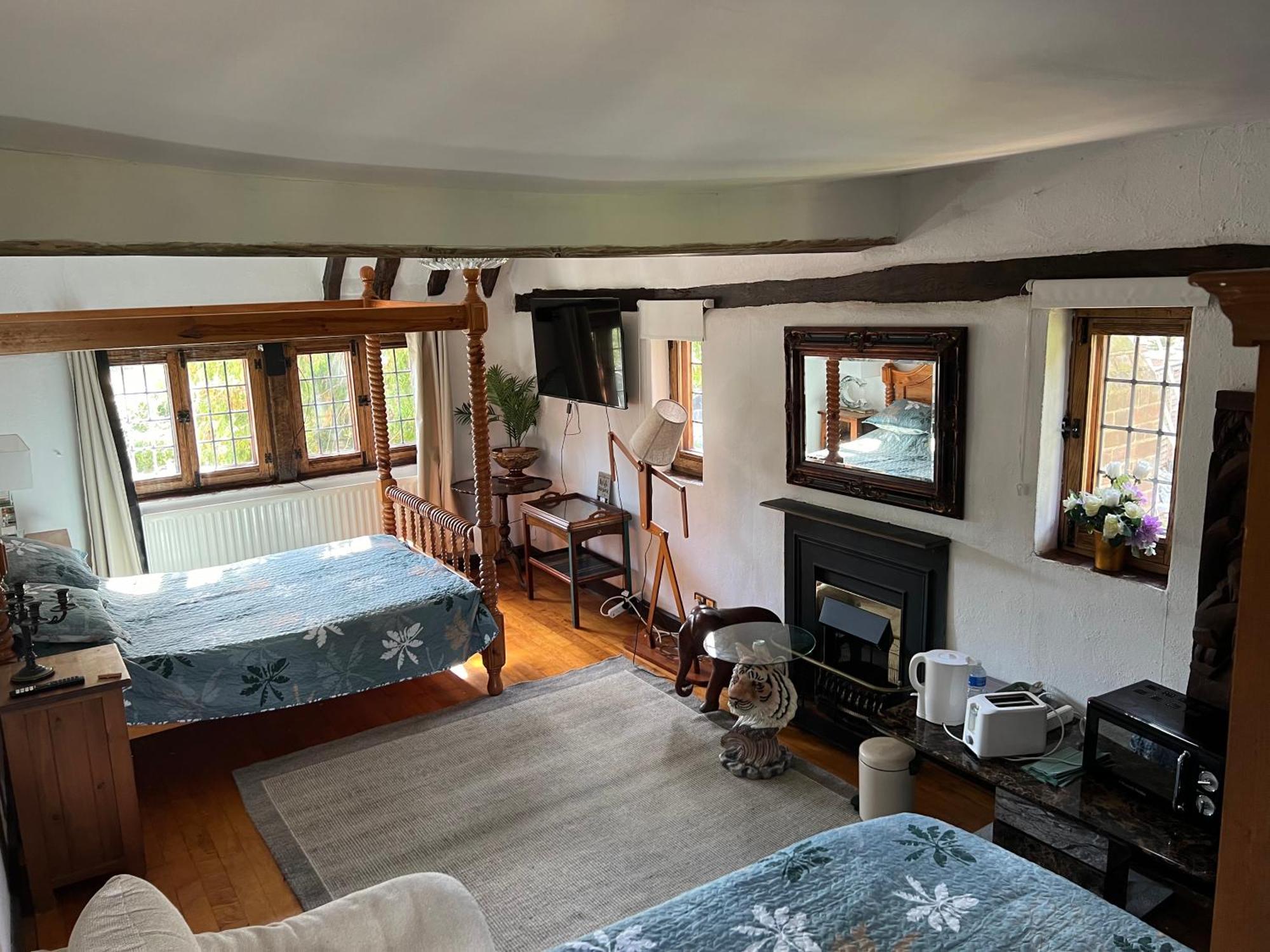 Tudor House - Double Room - En Suite Goff's Oak Extérieur photo