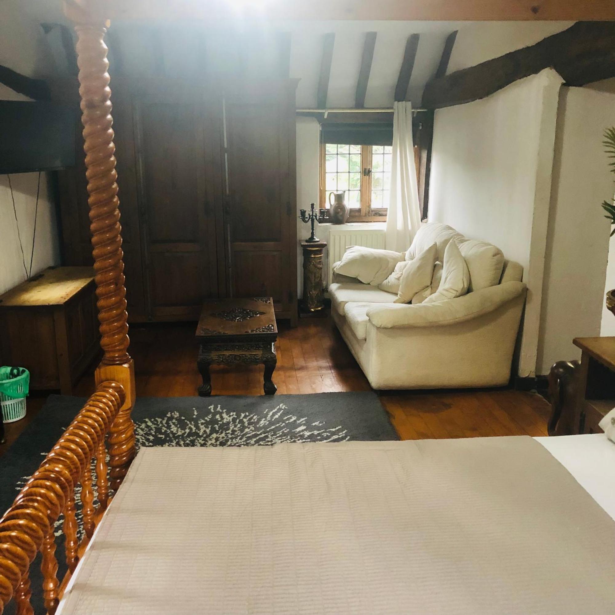 Tudor House - Double Room - En Suite Goff's Oak Extérieur photo